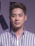 런