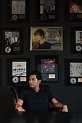 신혁