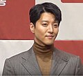 이동건