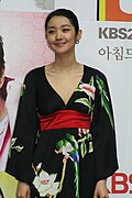 김빈우